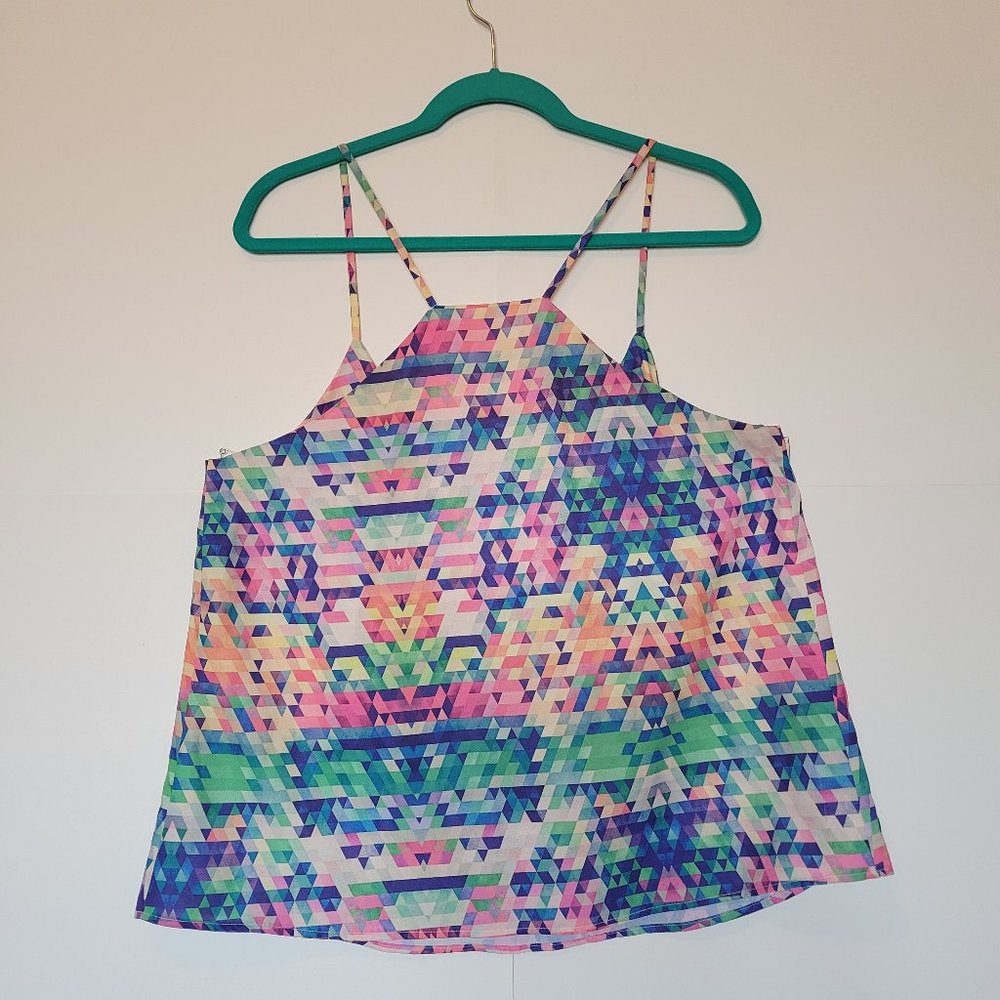 Colorful Geometric Top - Picture 3 of 5